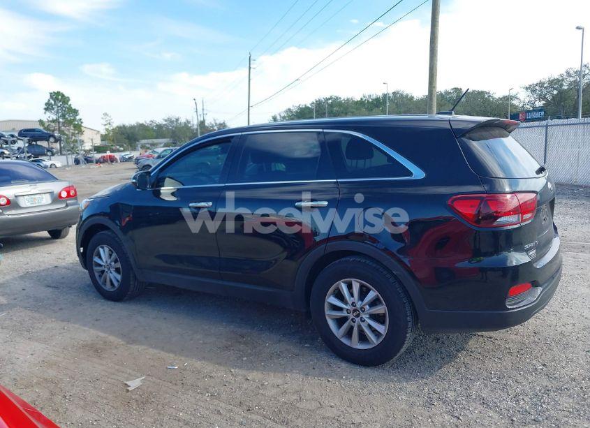 Photo 14 of 2019 Kia Sorento 2.4L LX (VIN 5XYPG4A32KG517128)