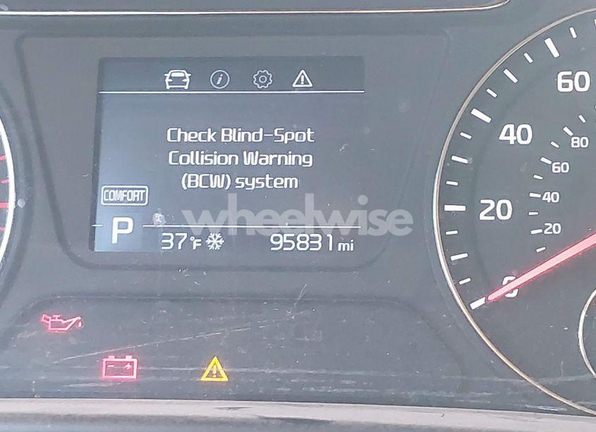Photo 15 of 2020 Kia Sorento 2.4L LX (VIN 5XYPG4A32LG646424)