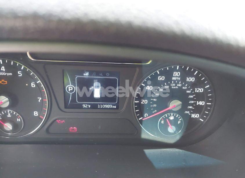 Photo 7 of 2016 Kia Sorento 2.4L LX (VIN 5XYPG4A33GG014912)
