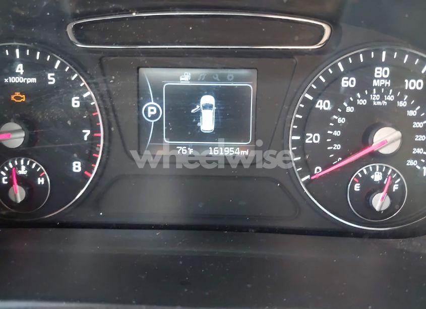 Photo 7 of 2016 Kia Sorento 2.4L L (VIN 5XYPG4A33GG029619)