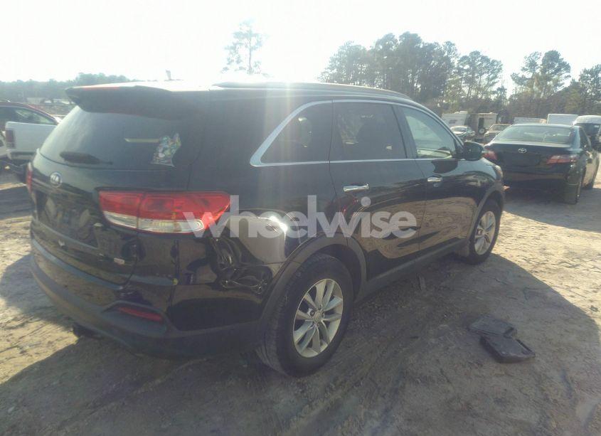 Photo 4 of 2016 Kia Sorento 2.4L LX (VIN 5XYPG4A33GG036537)