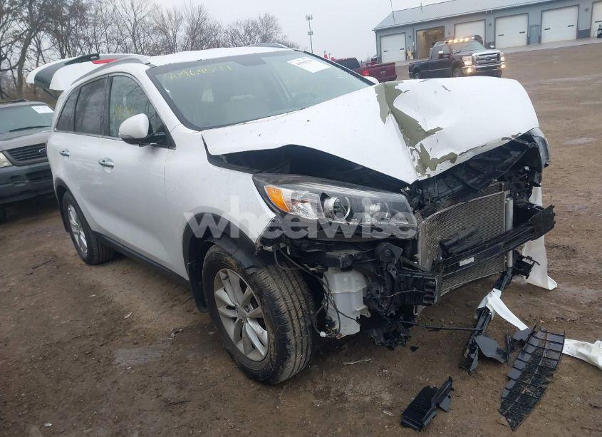 2016 Kia Sorento 2.4L LX (VIN 5XYPG4A33GG036957) main photo