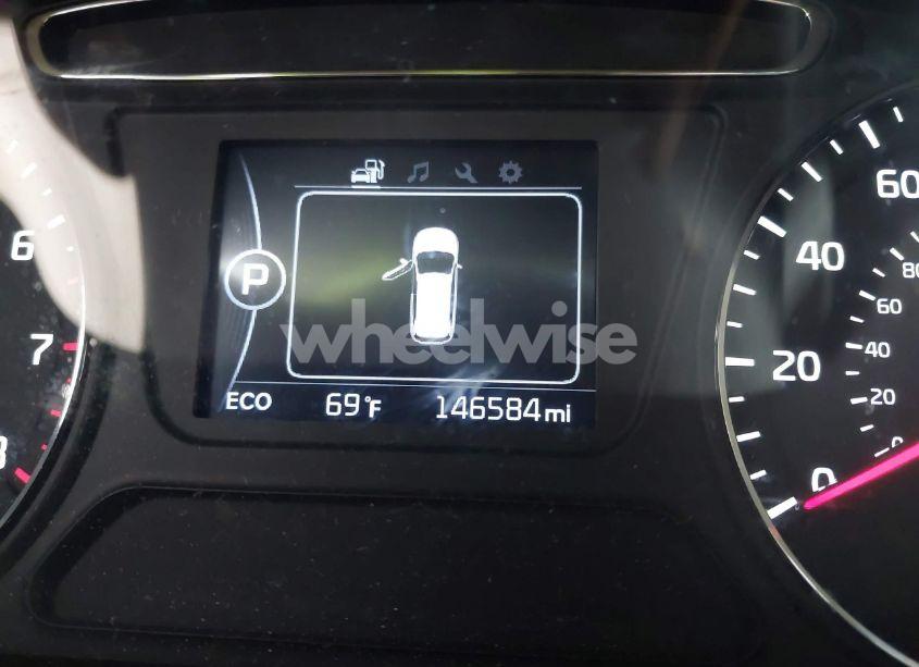 Photo 15 of 2016 Kia Sorento 2.4L LX (VIN 5XYPG4A33GG053905)