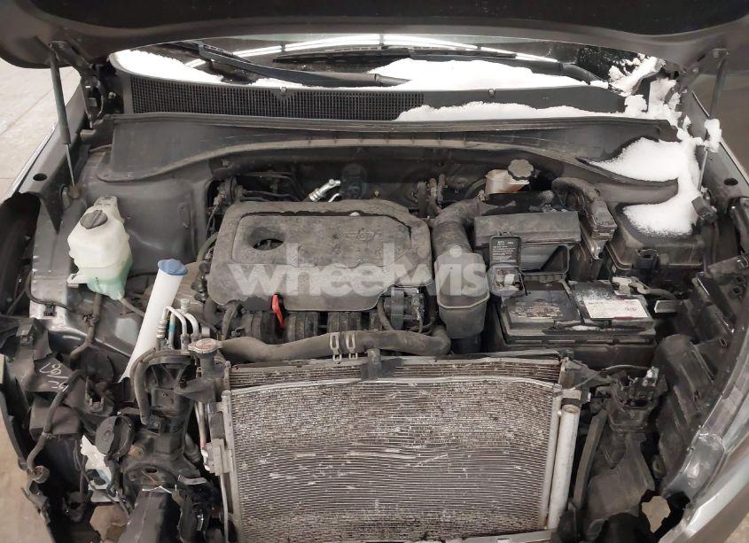 Photo 10 of 2016 Kia Sorento 2.4L LX (VIN 5XYPG4A33GG074804)