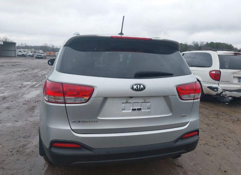 Photo 16 of 2016 Kia Sorento 2.4L LX (VIN 5XYPG4A33GG097855)