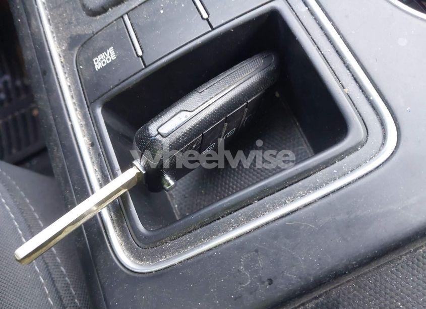 Photo 11 of 2016 Kia Sorento 2.4L LX (VIN 5XYPG4A33GG098472)