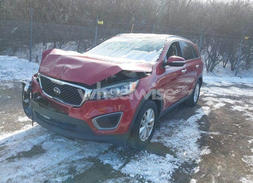 Photo 2 of 2016 Kia Sorento 2.4L LX (VIN 5XYPG4A33GG098472)