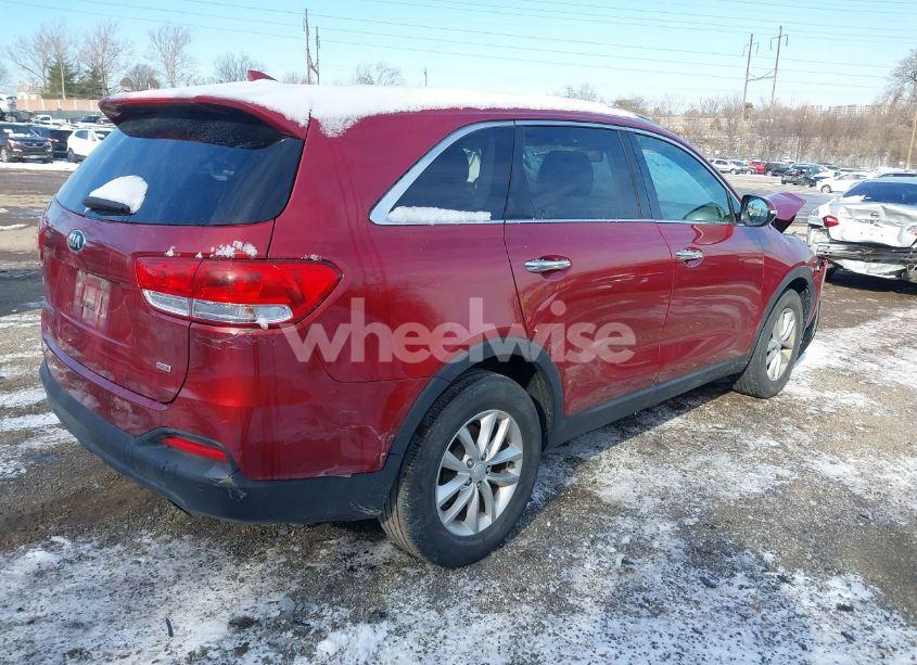 Photo 4 of 2016 Kia Sorento 2.4L LX (VIN 5XYPG4A33GG098472)