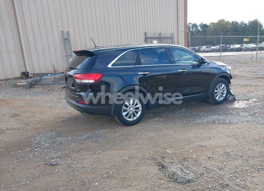 Photo 4 of 2016 Kia Sorento 2.4L L (VIN 5XYPG4A33GG115819)