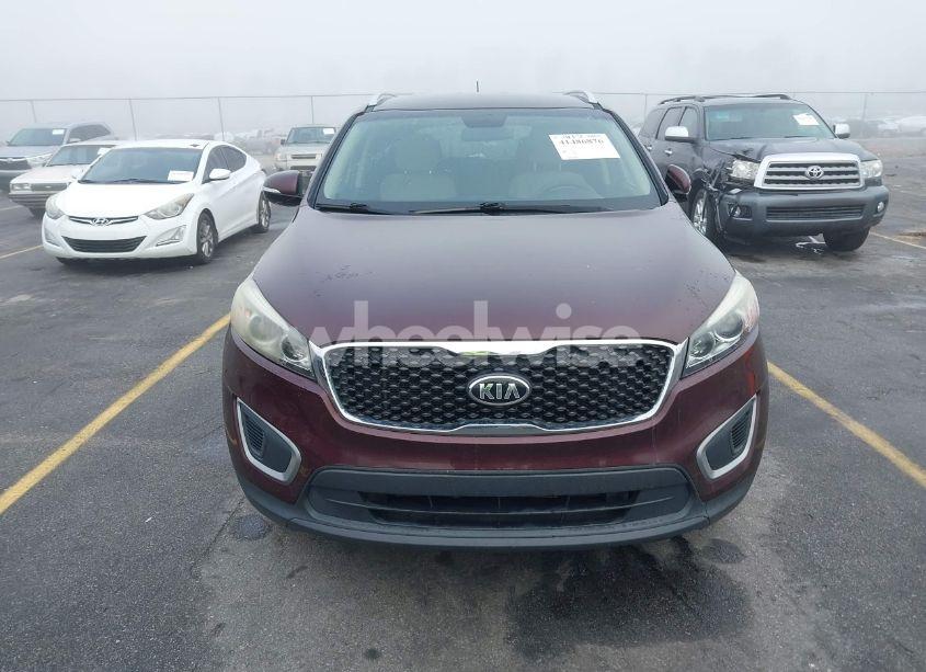 Photo 6 of 2016 Kia Sorento 2.4L LX (VIN 5XYPG4A33GG129218)
