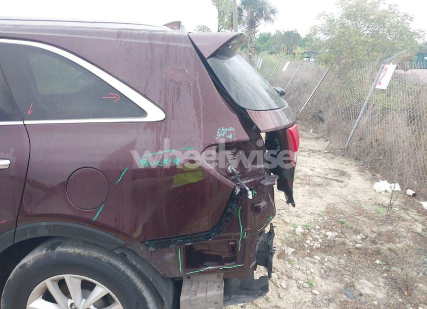 Photo 19 of 2016 Kia Sorento 2.4L LX (VIN 5XYPG4A33GG137898)