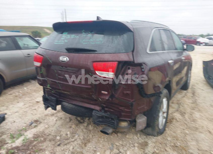 Photo 4 of 2016 Kia Sorento 2.4L LX (VIN 5XYPG4A33GG137898)