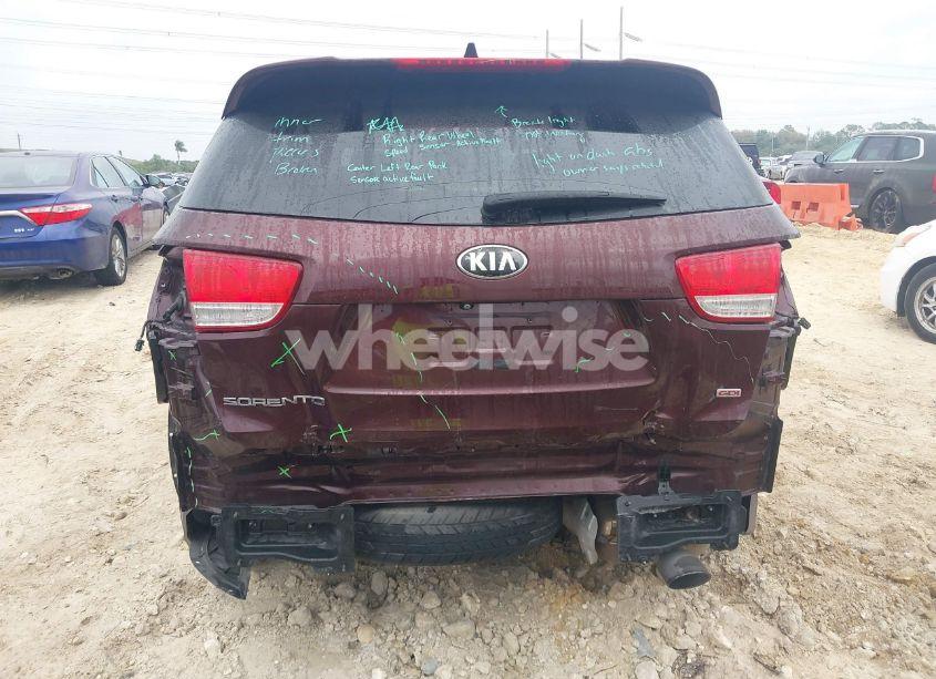 Photo 6 of 2016 Kia Sorento 2.4L LX (VIN 5XYPG4A33GG137898)