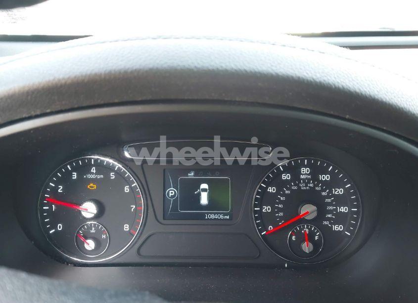 Photo 7 of 2016 Kia Sorento 2.4L LX (VIN 5XYPG4A33GG172991)