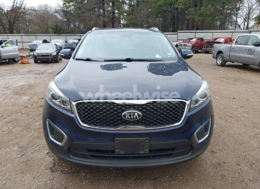 Photo 12 of 2016 Kia Sorento 2.4L LX (VIN 5XYPG4A33GG181822)