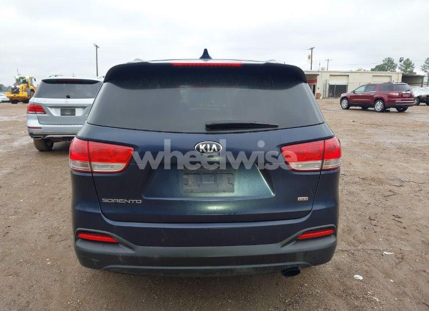 Photo 16 of 2016 Kia Sorento 2.4L LX (VIN 5XYPG4A33GG181822)