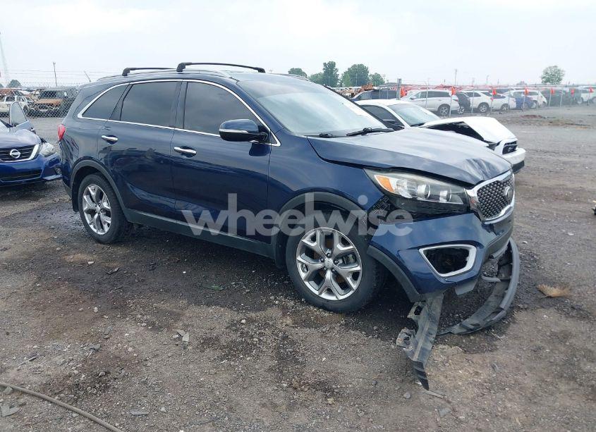 2017 Kia Sorento 2.4L LX (VIN 5XYPG4A33HG205652) main photo