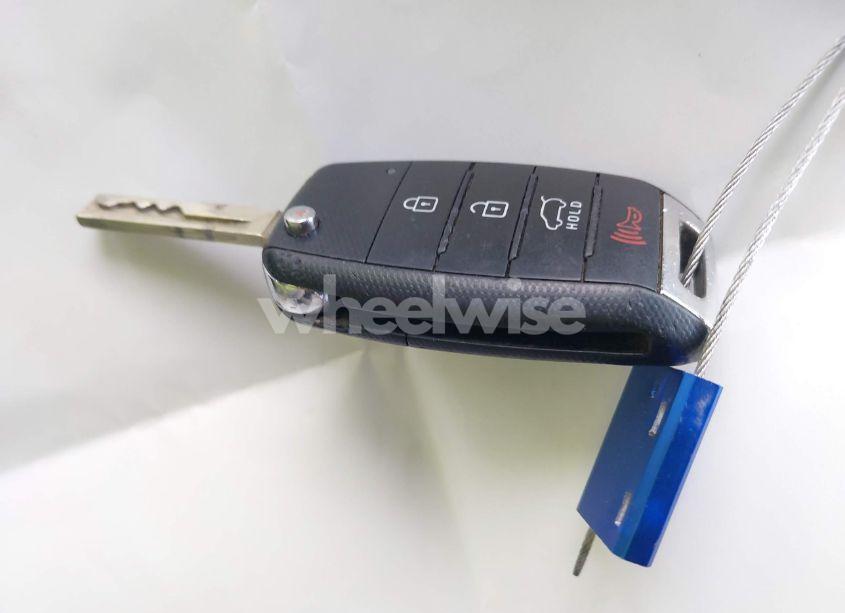 Photo 11 of 2017 Kia Sorento 2.4L LX (VIN 5XYPG4A33HG205652)