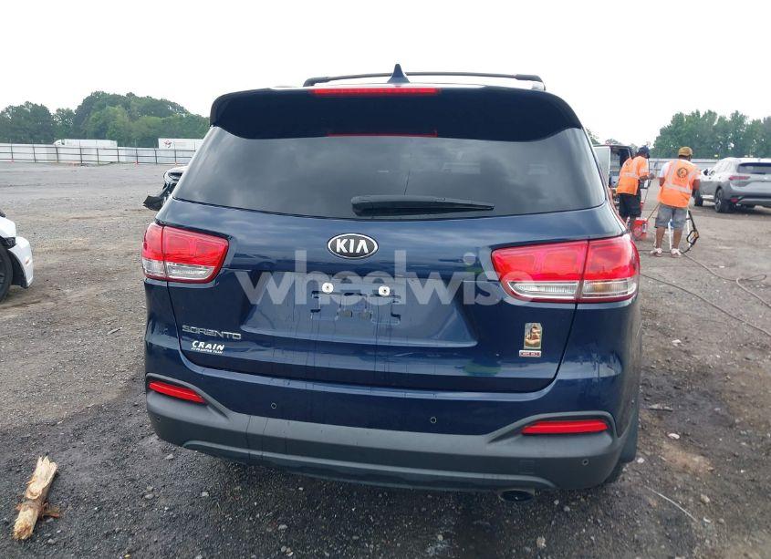 Photo 16 of 2017 Kia Sorento 2.4L LX (VIN 5XYPG4A33HG205652)