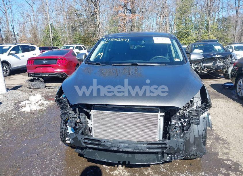 Photo 12 of 2017 Kia Sorento 2.4L L (VIN 5XYPG4A33HG209703)