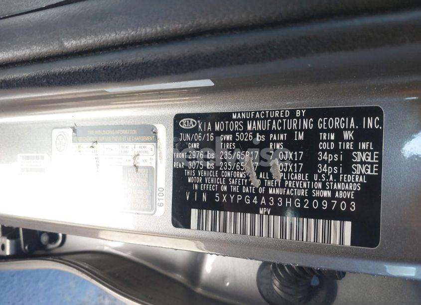 Photo 9 of 2017 Kia Sorento 2.4L L (VIN 5XYPG4A33HG209703)