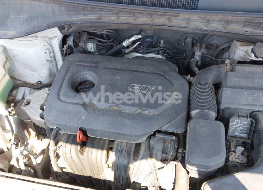 Photo 10 of 2017 Kia Sorento 2.4L LX (VIN 5XYPG4A33HG212651)