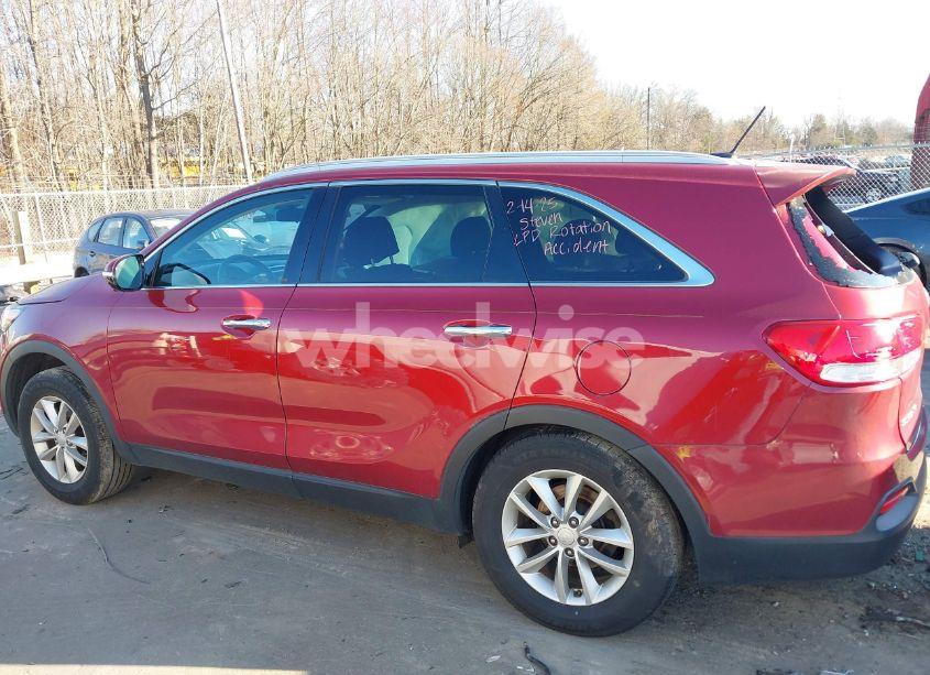 Photo 14 of 2017 Kia Sorento 2.4L LX (VIN 5XYPG4A33HG214030)