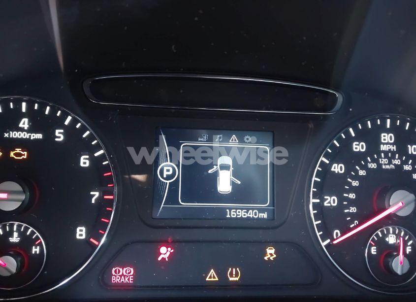 Photo 15 of 2017 Kia Sorento 2.4L LX (VIN 5XYPG4A33HG214030)