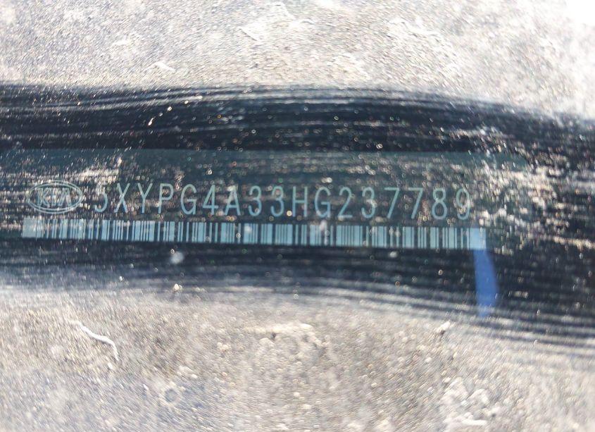 Photo 9 of 2017 Kia Sorento 2.4L LX (VIN 5XYPG4A33HG237789)