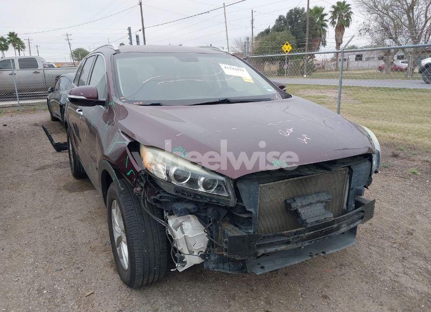 2017 Kia Sorento 2.4L LX (VIN 5XYPG4A33HG267827) main photo