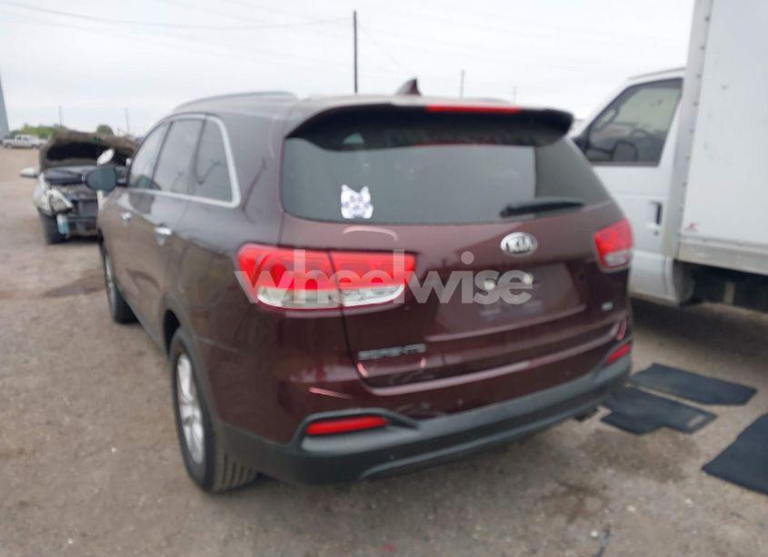 Photo 3 of 2017 Kia Sorento 2.4L LX (VIN 5XYPG4A33HG267827)