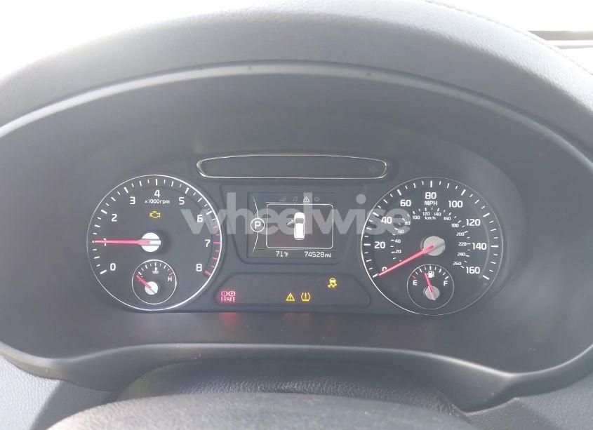 Photo 7 of 2017 Kia Sorento 2.4L LX (VIN 5XYPG4A33HG268167)