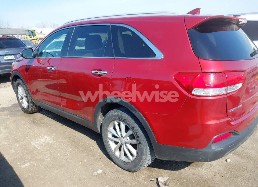 Photo 14 of 2017 Kia Sorento 2.4L LX (VIN 5XYPG4A33HG284949)