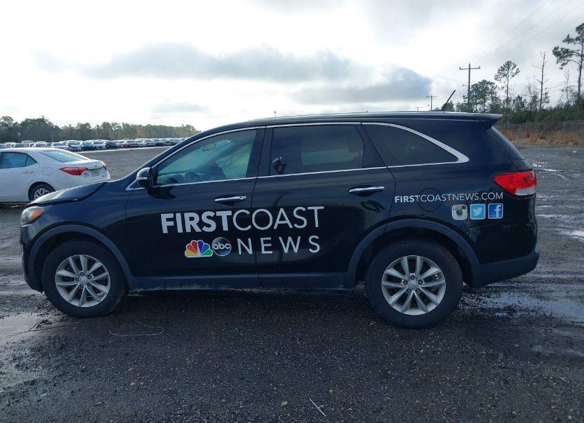 Photo 14 of 2017 Kia Sorento 2.4L L (VIN 5XYPG4A33HG286930)