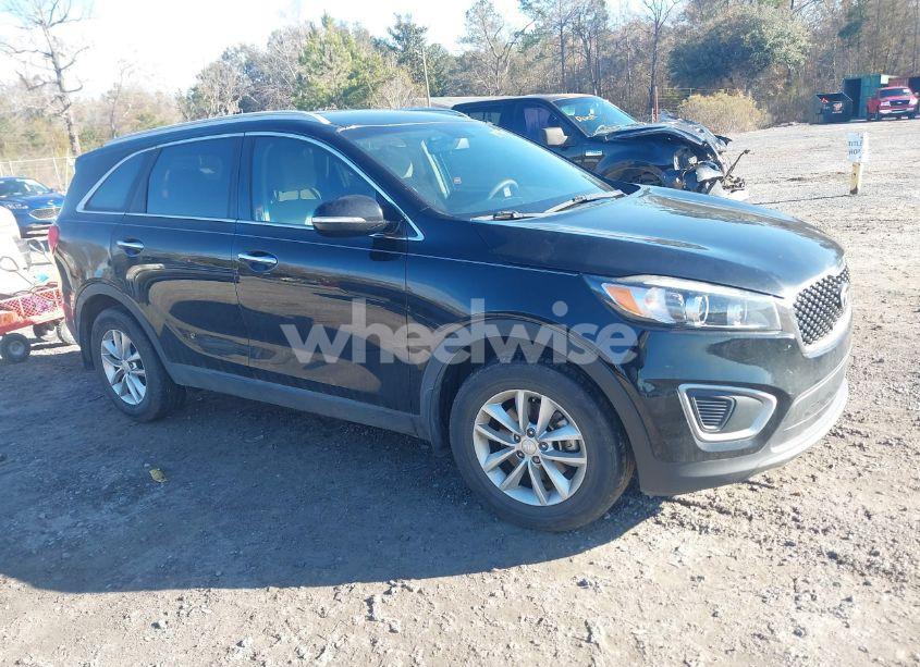 2018 Kia Sorento 2.4L LX (VIN 5XYPG4A33JG375385) main photo