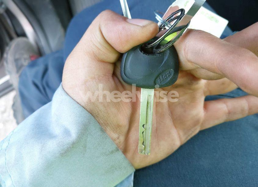 Photo 11 of 2018 Kia Sorento 2.4L L (VIN 5XYPG4A33JG431051)