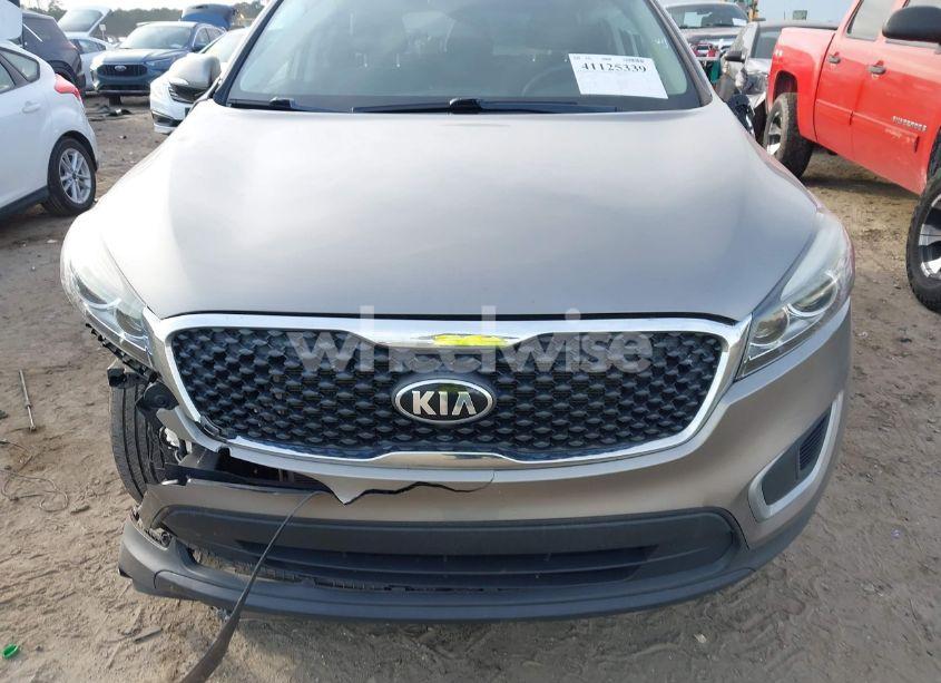 Photo 13 of 2018 Kia Sorento 2.4L L (VIN 5XYPG4A33JG431051)
