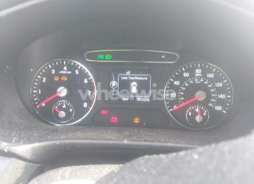 Photo 7 of 2018 Kia Sorento 2.4L L (VIN 5XYPG4A33JG431826)