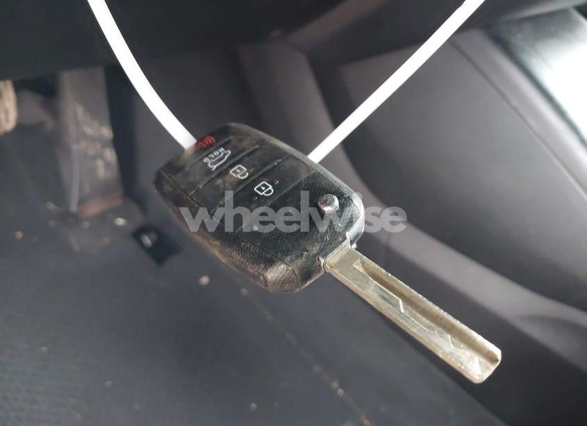 Photo 11 of 2019 Kia Sorento 2.4L LX (VIN 5XYPG4A33KG506042)