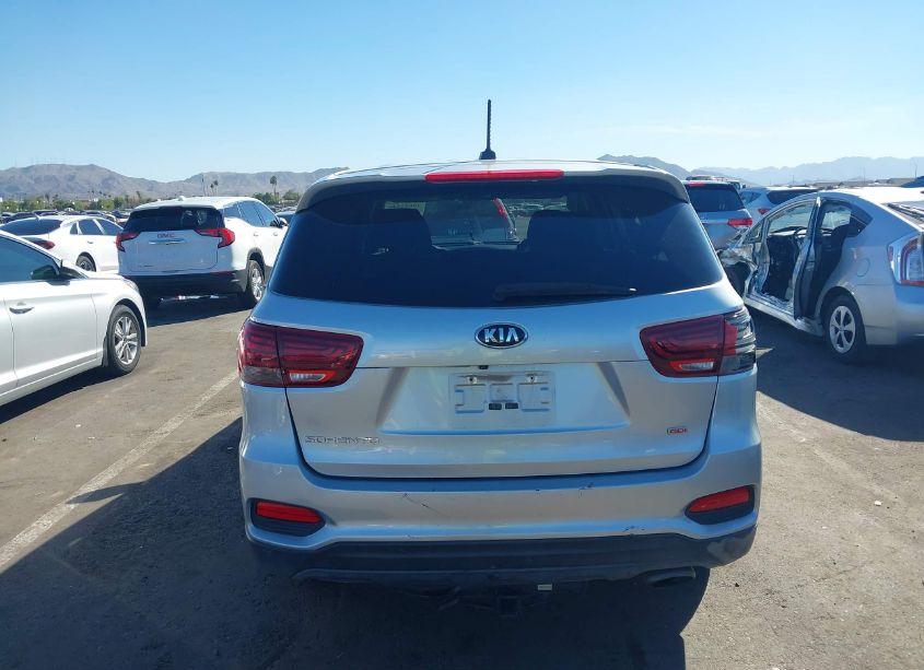 Photo 16 of 2019 Kia Sorento 2.4L LX (VIN 5XYPG4A33KG517302)