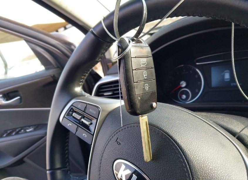 Photo 11 of 2019 Kia Sorento 2.4L LX (VIN 5XYPG4A33KG548128)