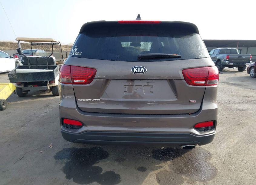 Photo 16 of 2019 Kia Sorento 2.4L LX (VIN 5XYPG4A33KG548128)