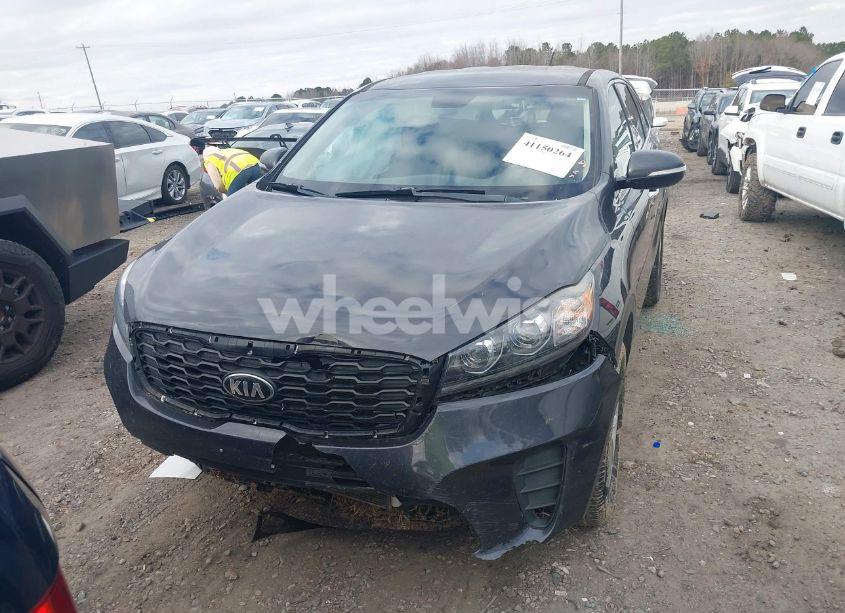 Photo 12 of 2019 Kia Sorento 2.4L LX (VIN 5XYPG4A33KG556309)