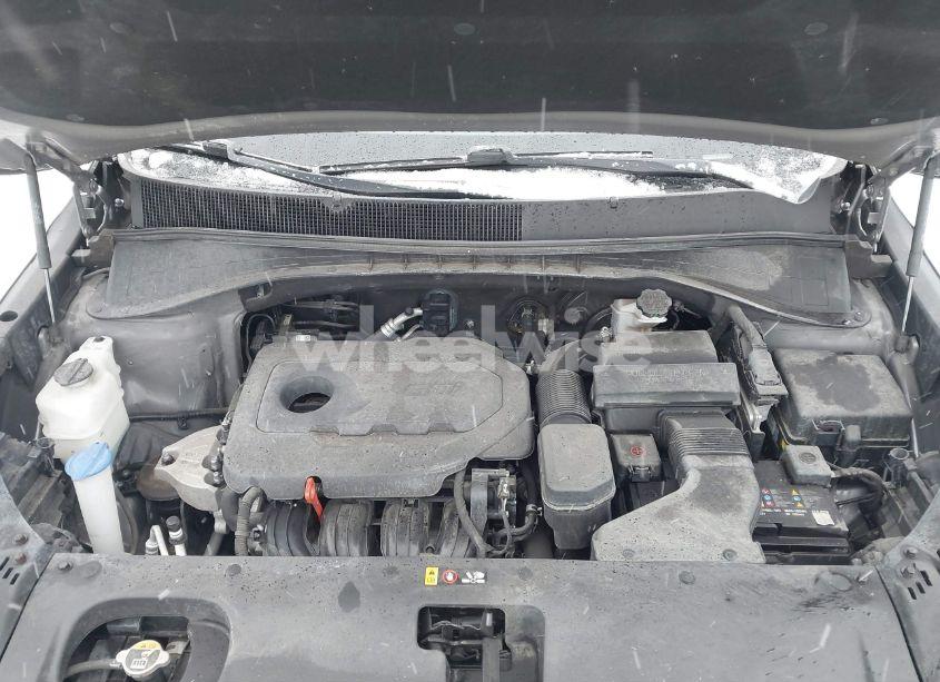 Photo 10 of 2019 Kia Sorento 2.4L LX (VIN 5XYPG4A33KG557329)