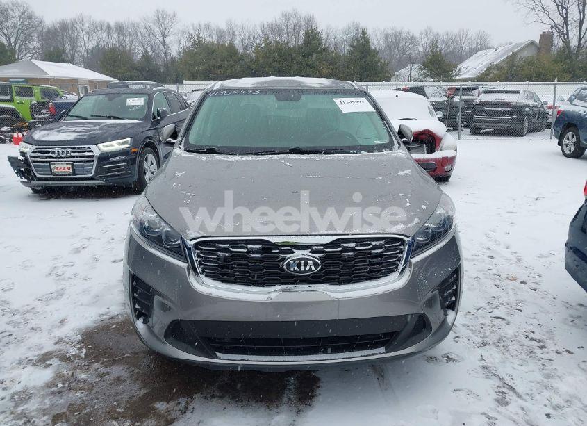 Photo 12 of 2019 Kia Sorento 2.4L LX (VIN 5XYPG4A33KG557329)