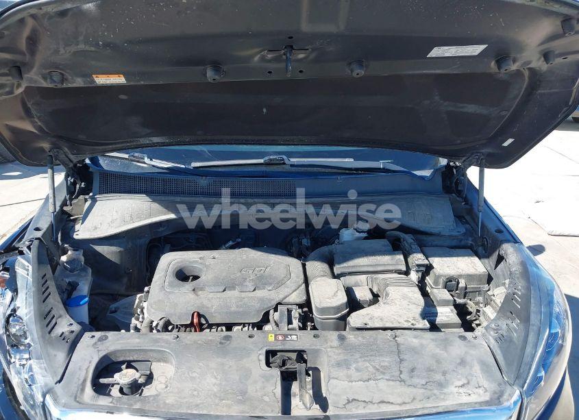 Photo 10 of 2019 Kia Sorento 2.4L L (VIN 5XYPG4A33KG582988)