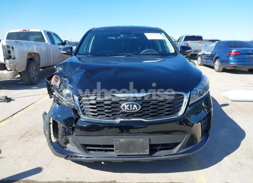 Photo 12 of 2019 Kia Sorento 2.4L L (VIN 5XYPG4A33KG582988)