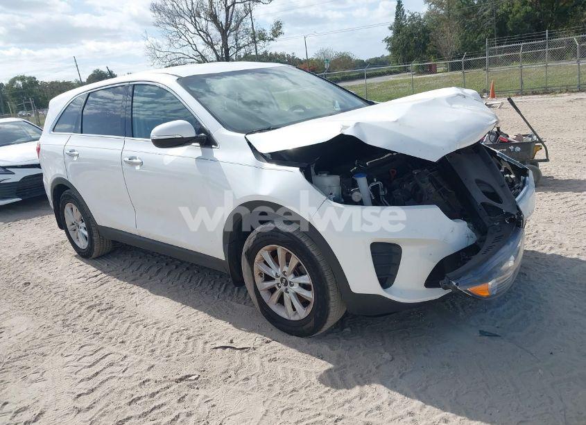2019 Kia Sorento 2.4L L (VIN 5XYPG4A33KG611678) main photo