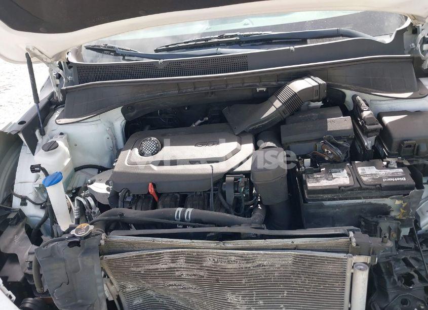 Photo 10 of 2019 Kia Sorento 2.4L L (VIN 5XYPG4A33KG611678)