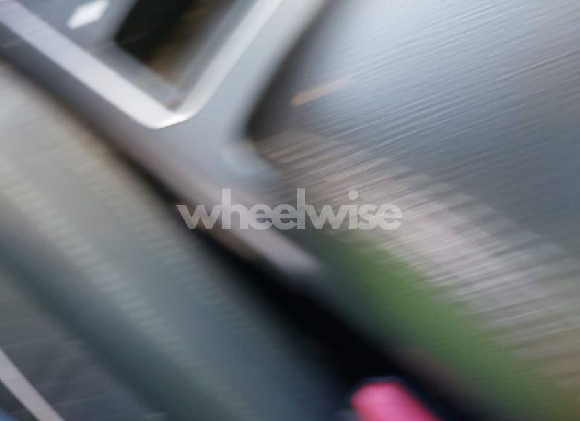 Photo 11 of 2019 Kia Sorento 2.4L L (VIN 5XYPG4A33KG611678)